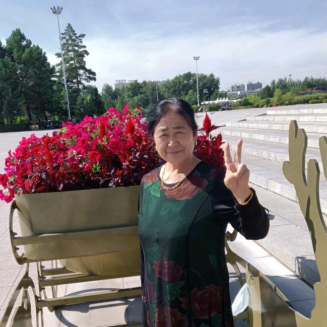 学莲早9点10开播