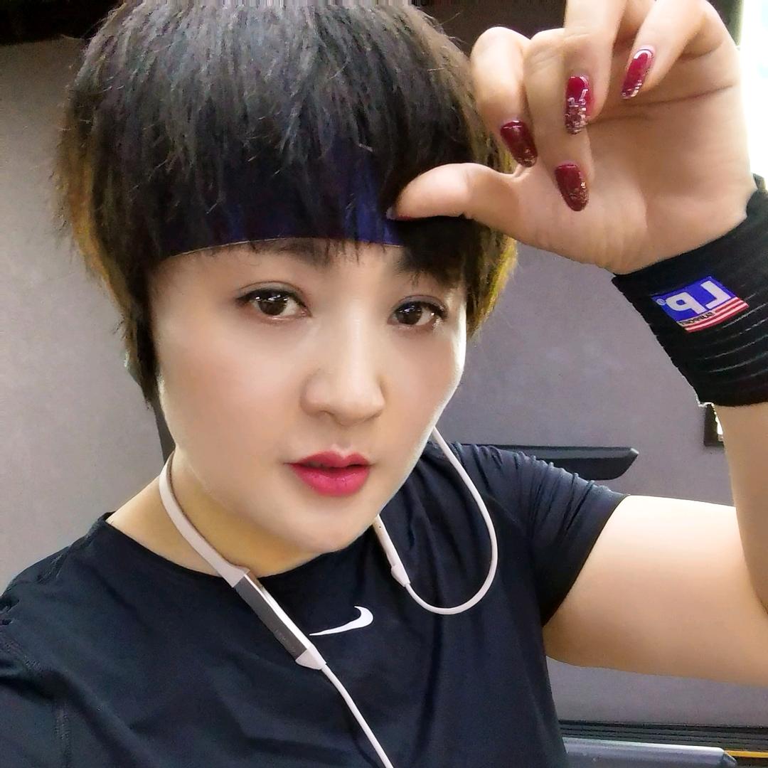 胖胖潮牌大码女装