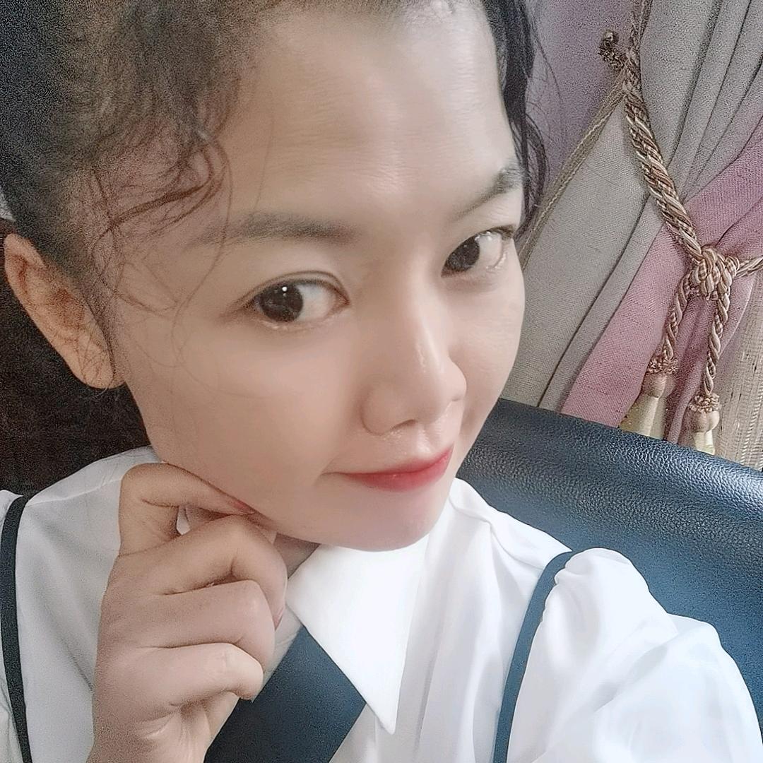 蘭妮儿在老挝
