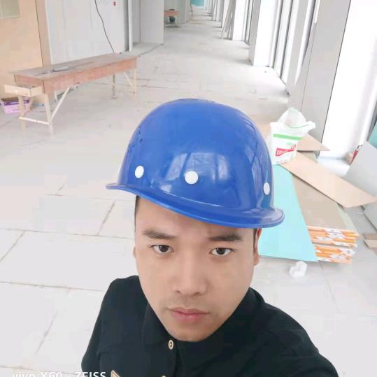 张军伟有20年水电经验自己有水电团队