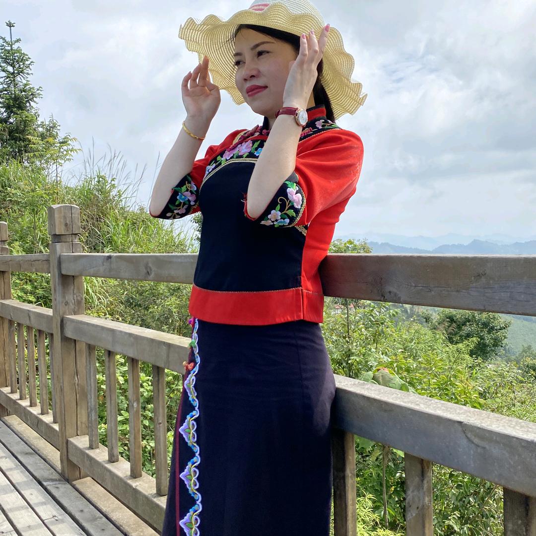 黄琇琇🌺