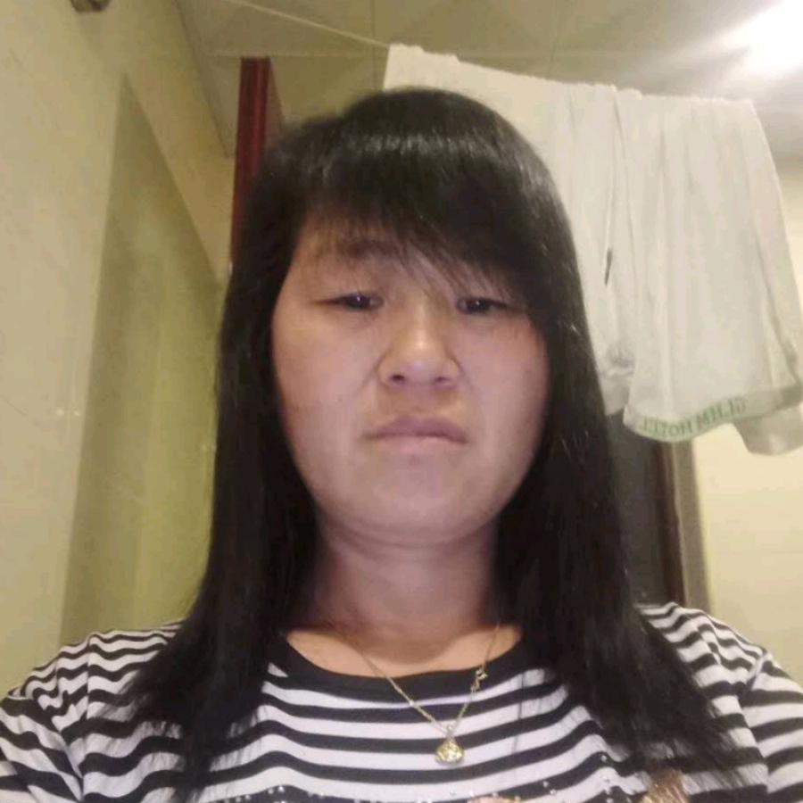 龙玉霞