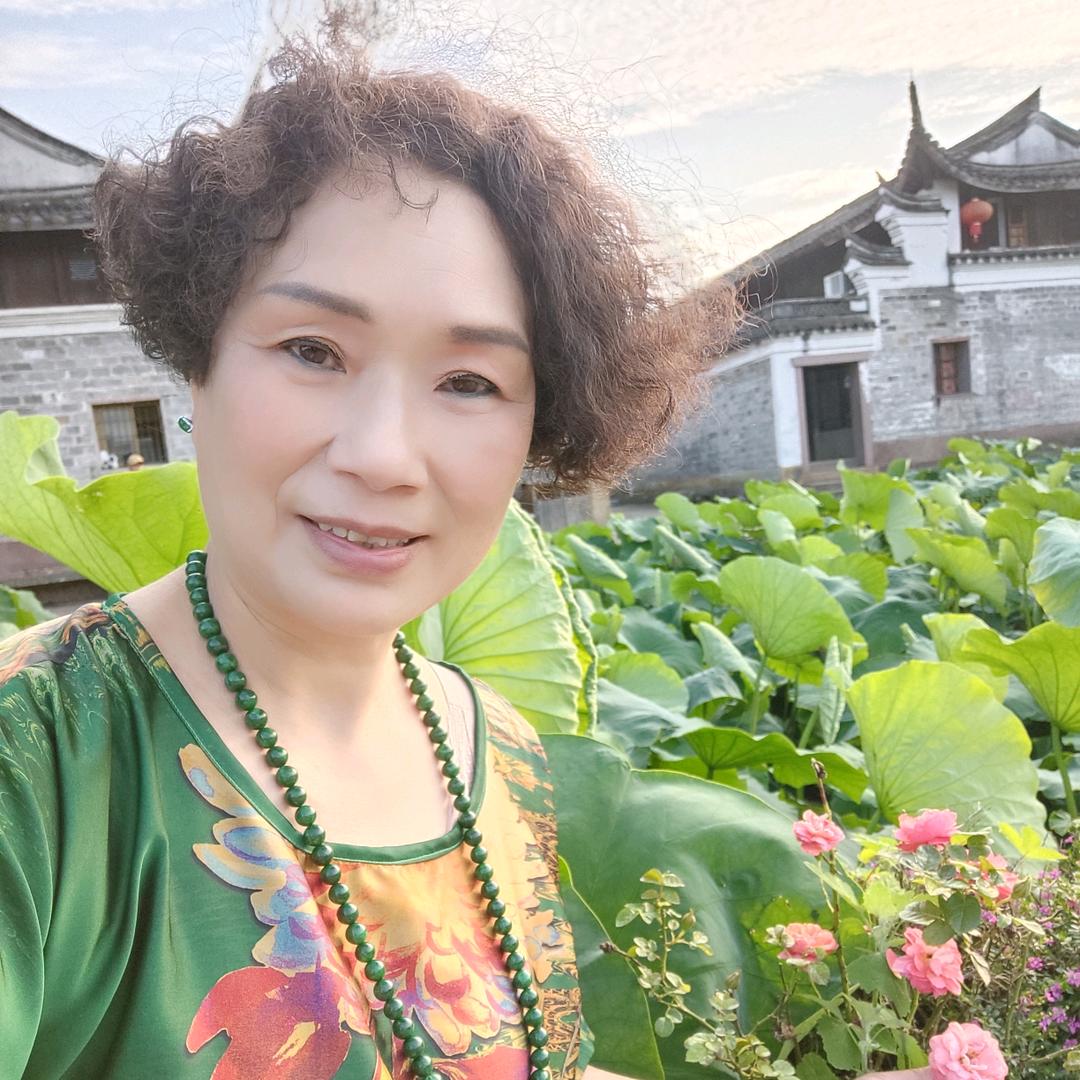 丽丽