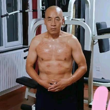 土豆（光头哥）