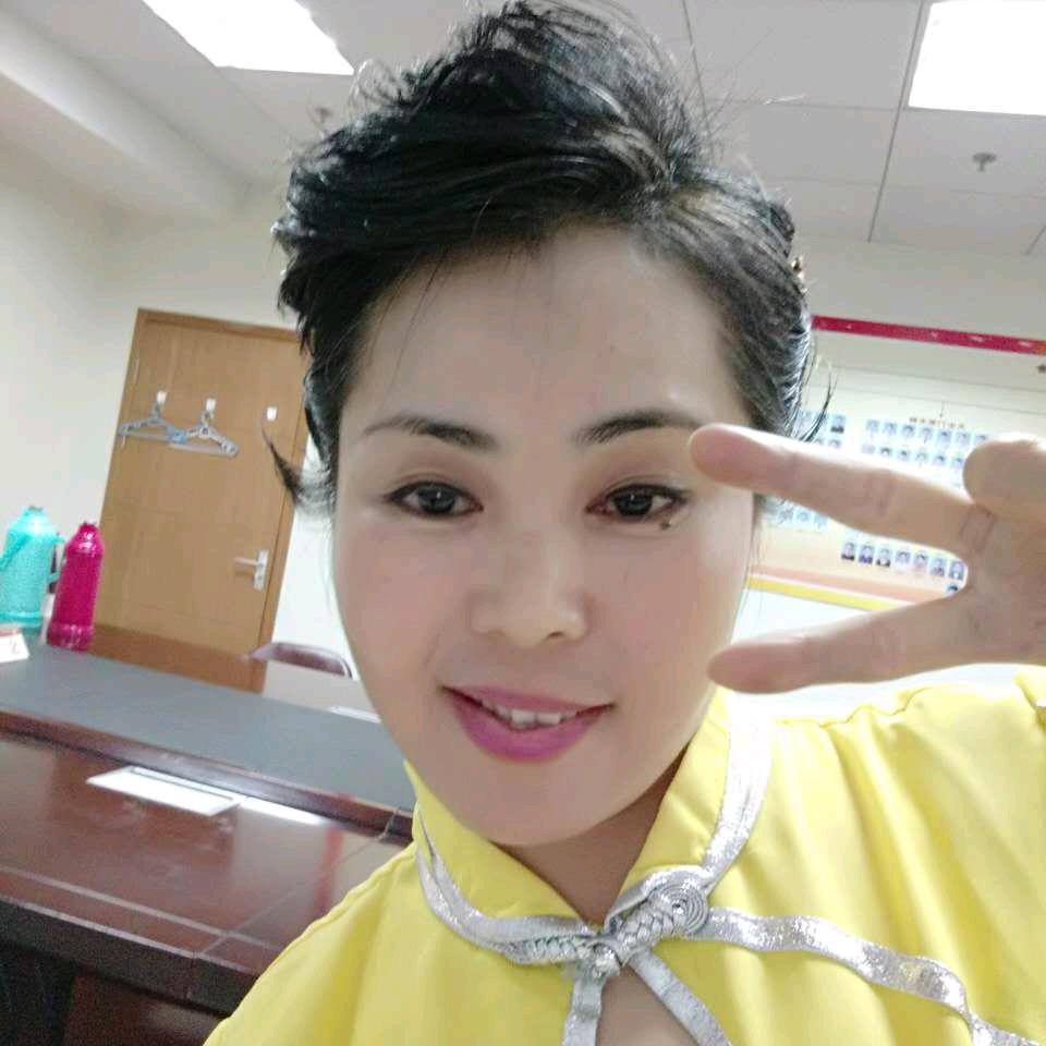 信阳格格（招,红娘）