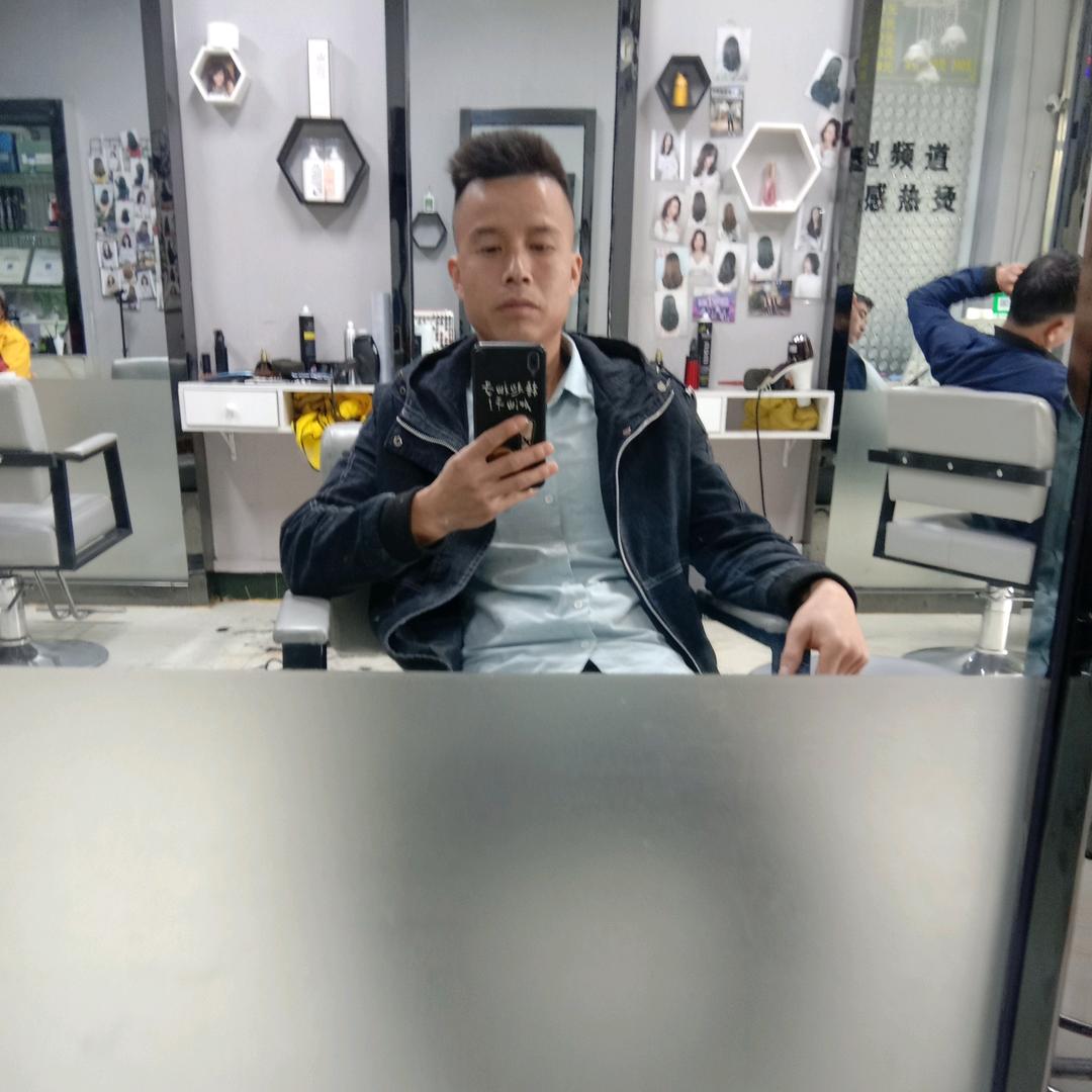 小二哥