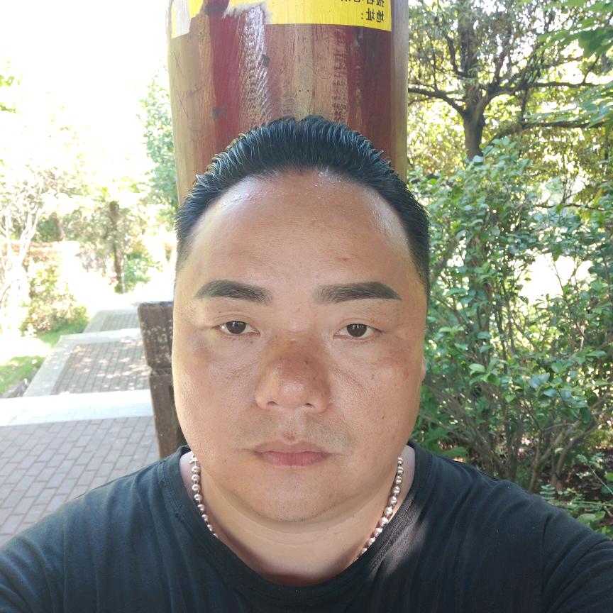 株潭镇府对面（小龙得胜锣皷店）