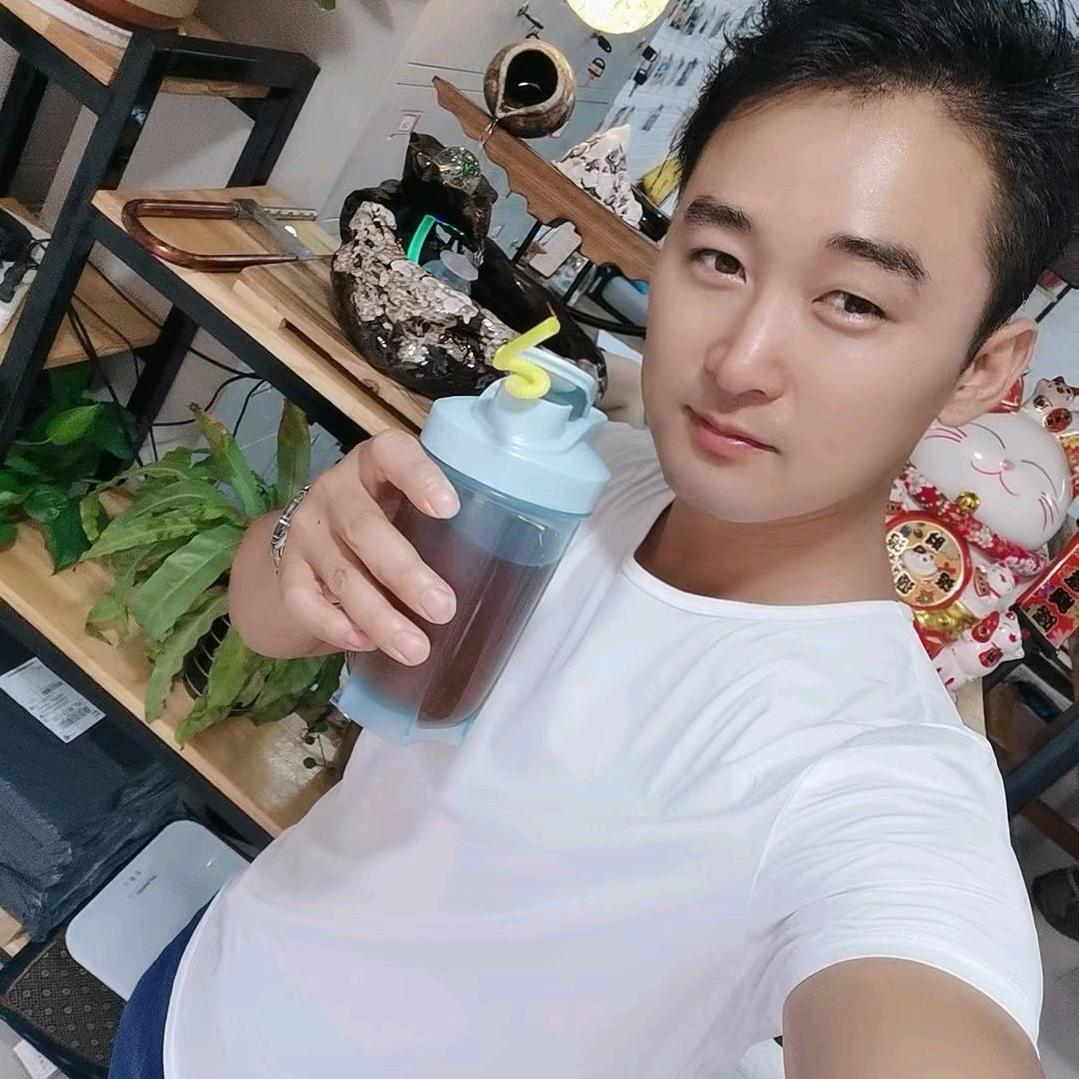 郑万朋