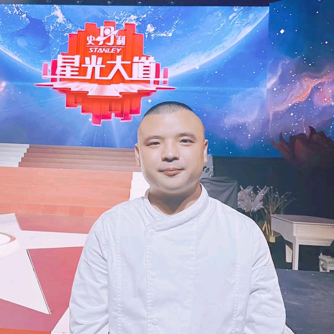 脸盆哥