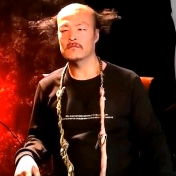 田田田
