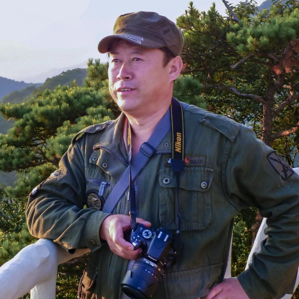 伊波踏峰