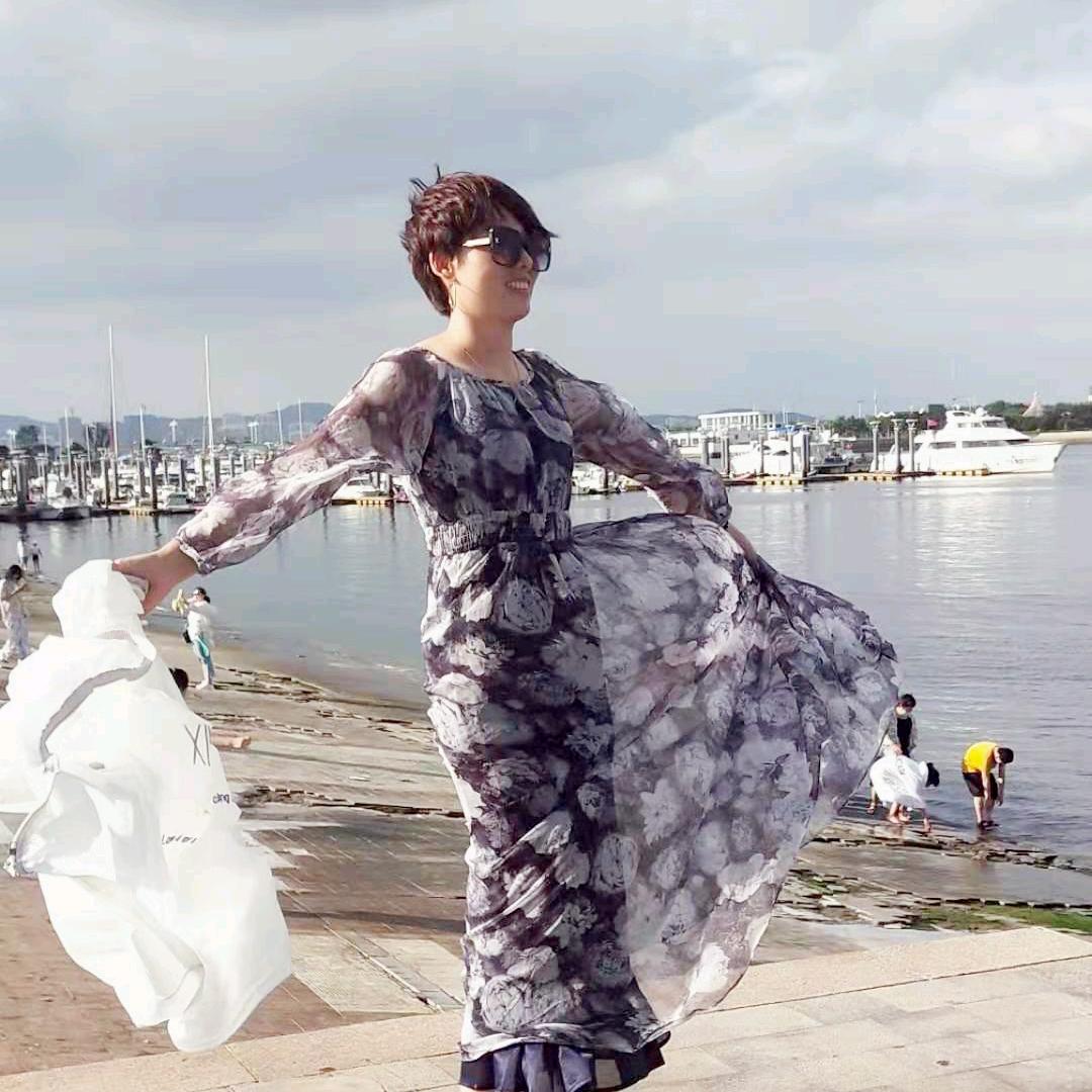 商丘卷尺小妹