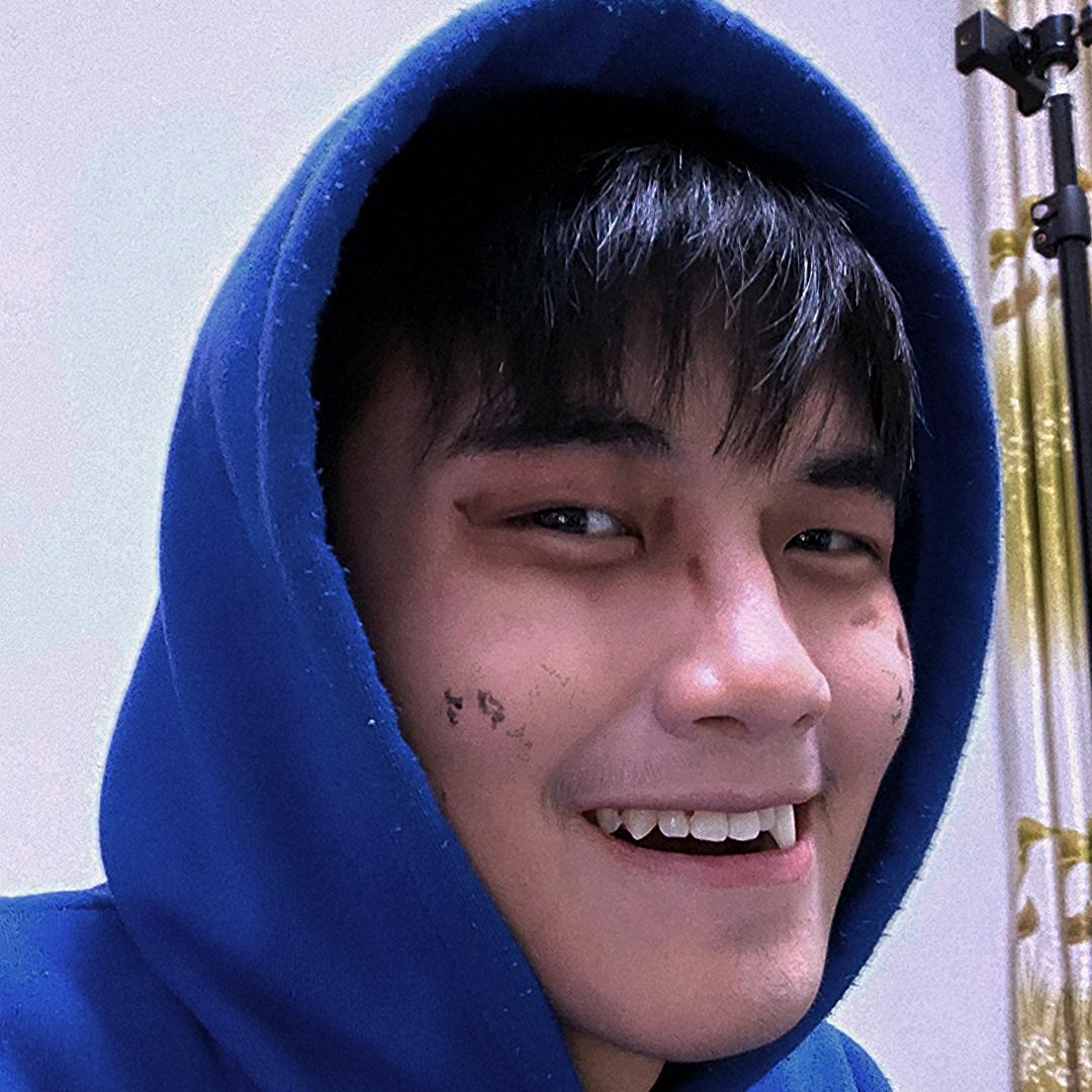 正经的志伟