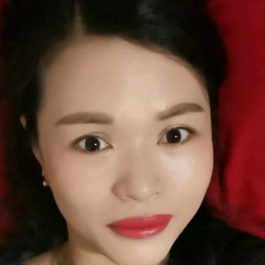 来自湖北恩施土家族云姐姐77年蛇🐍单身