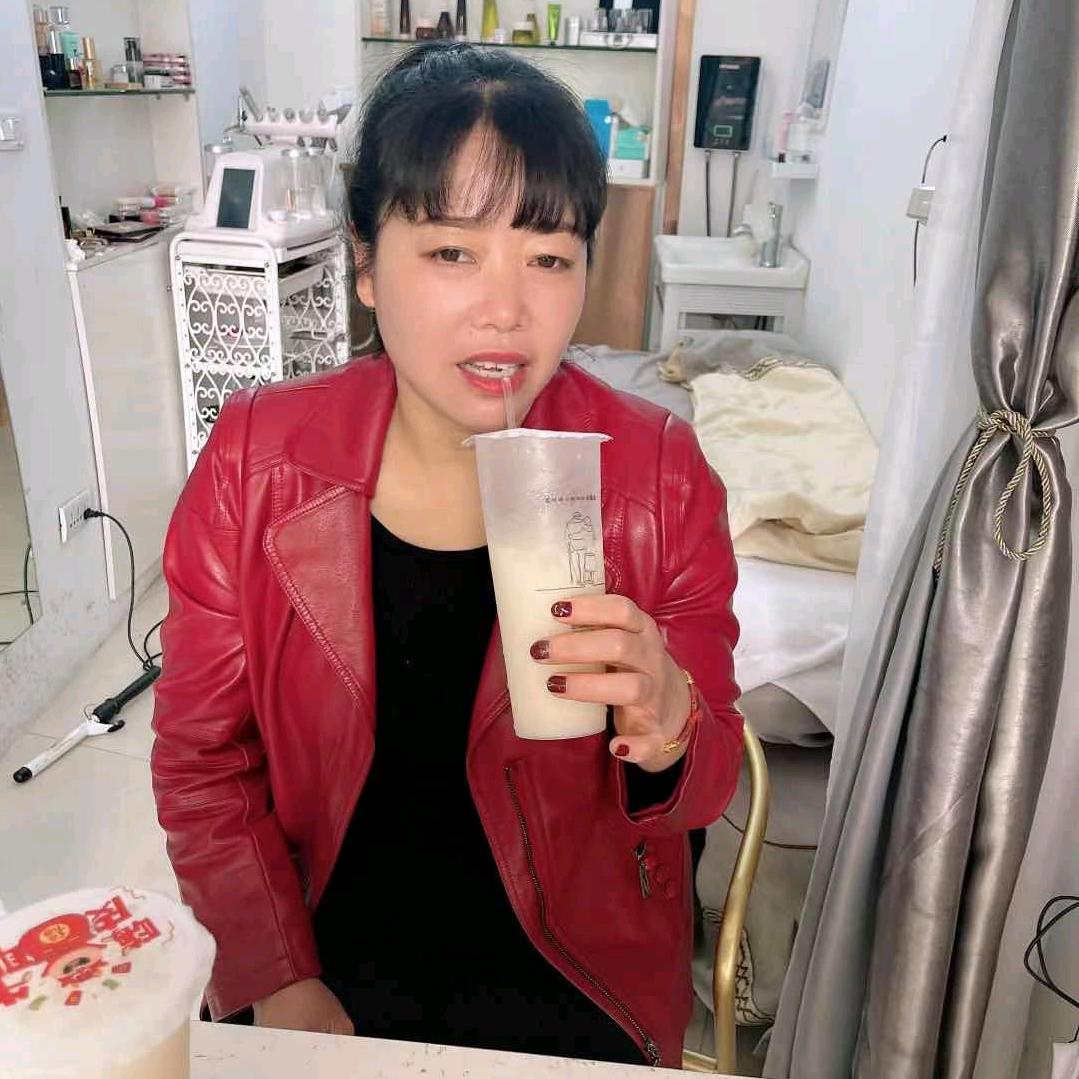 李侠