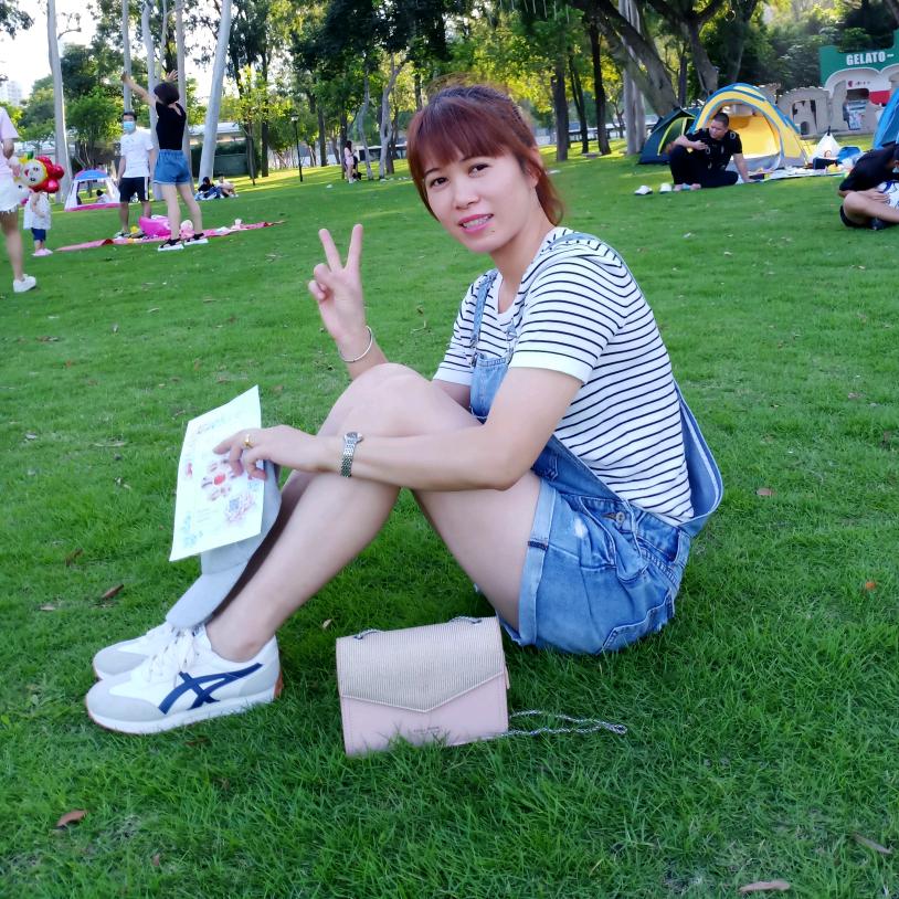 🌸开心快乐🌸，🌸唯有你们相伴 🌸