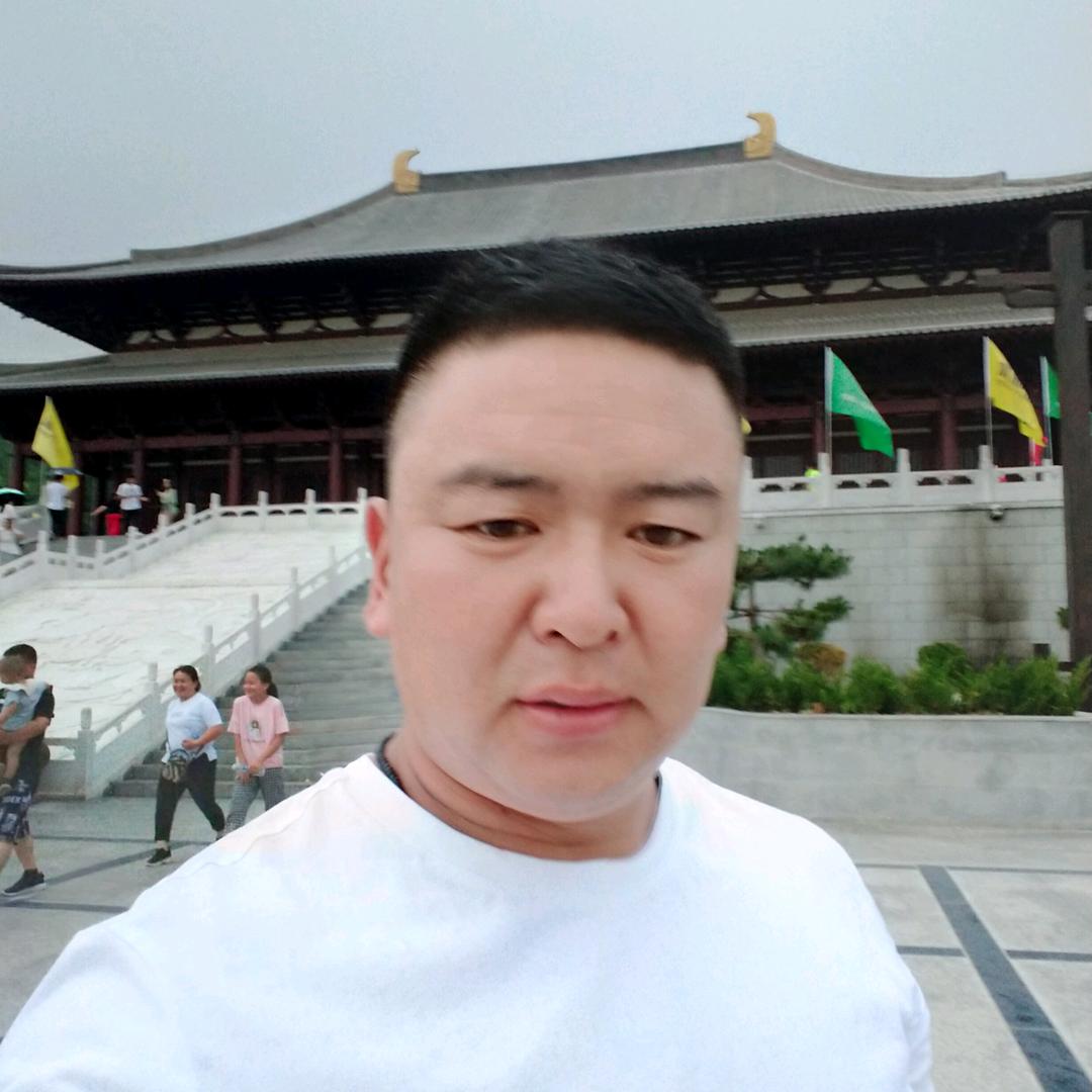 张建峰。