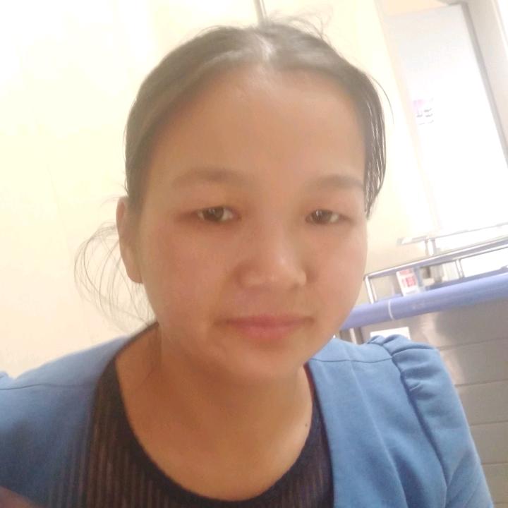 坚强的小草