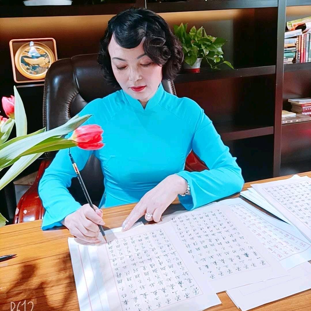 倩