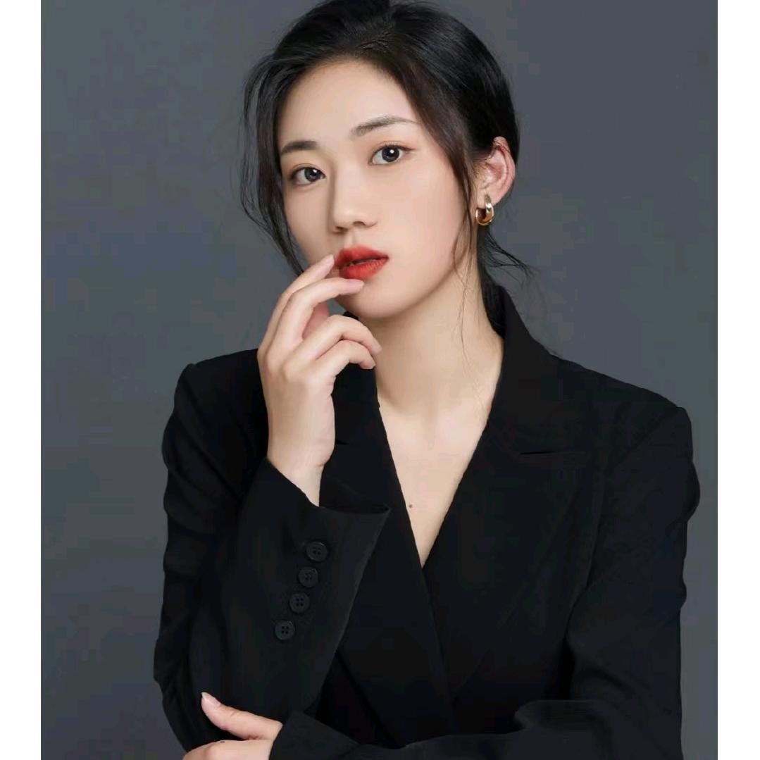 英子(手机摄影)