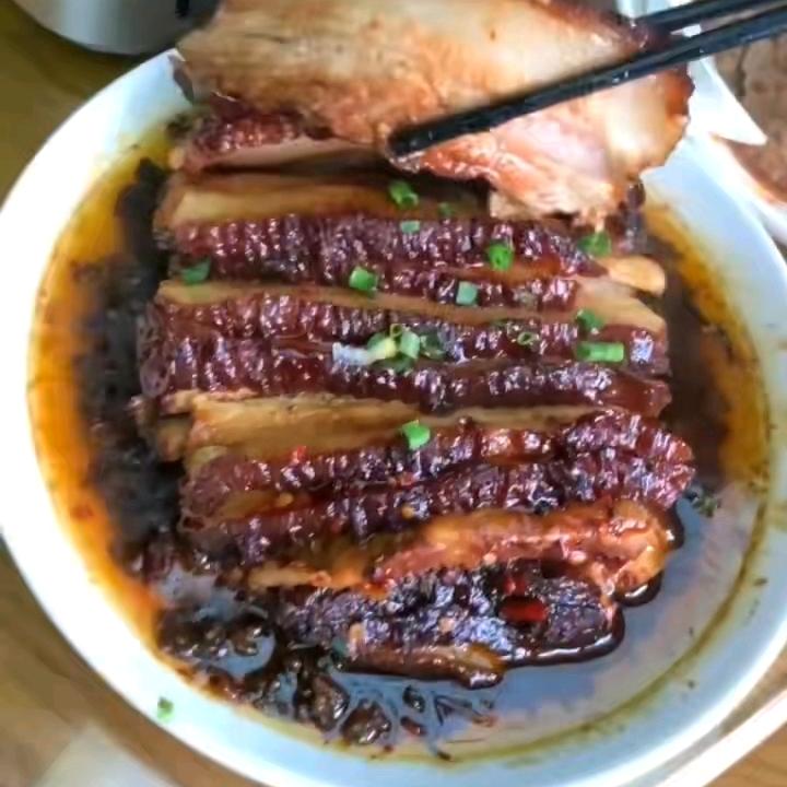 鲁大厨扣肉餐厅双峰县鲁大厨扣肉餐厅