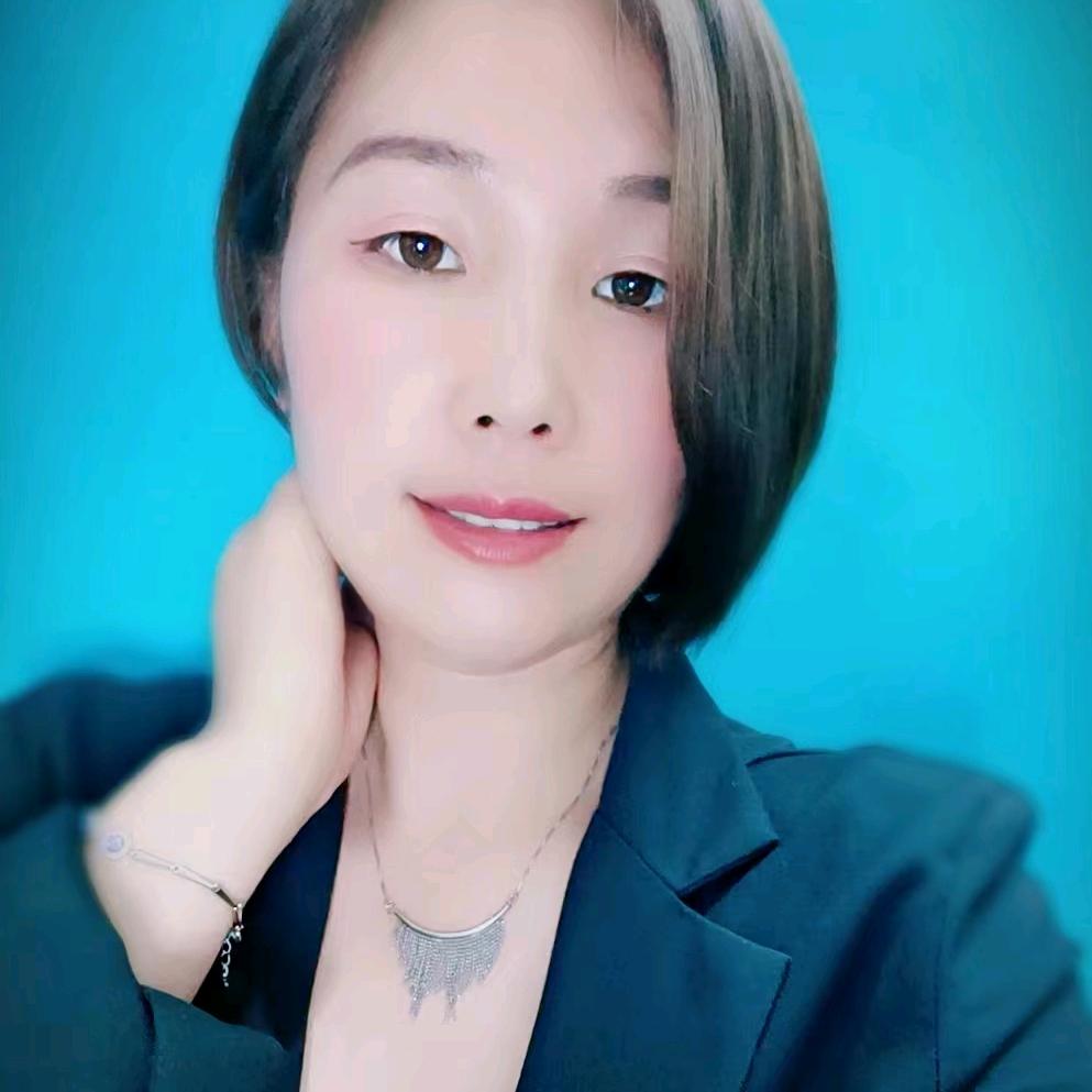 卓远健谈