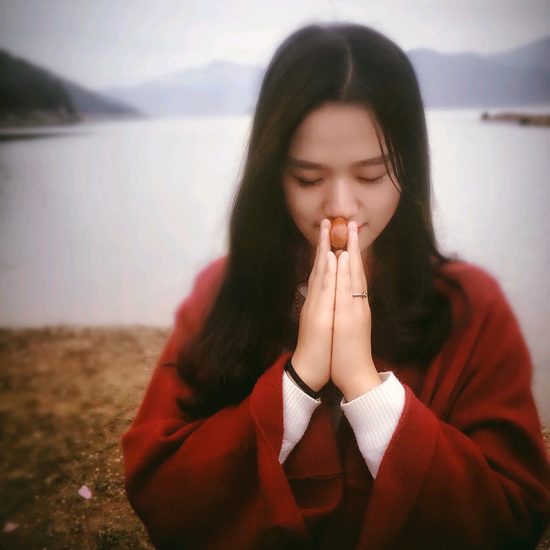 婵娟核雕艺术