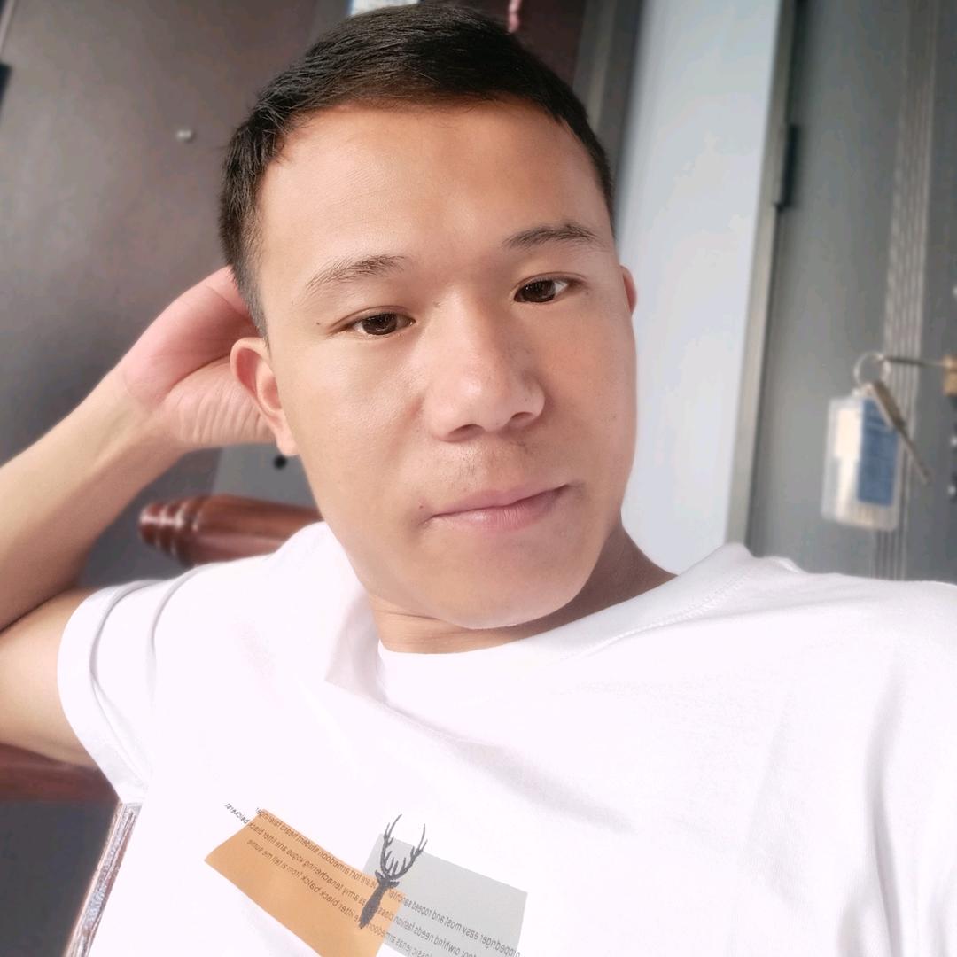 阿新哥在深圳