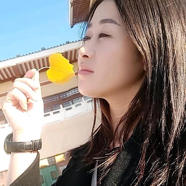 小龙女       😘