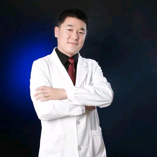 医起和强哥谈足