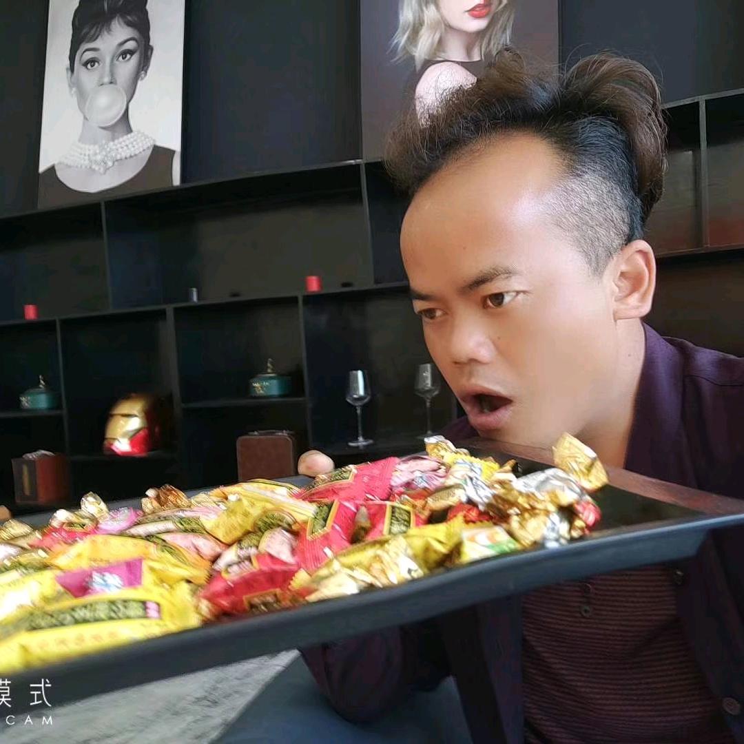 强哥团队:)正能量视频