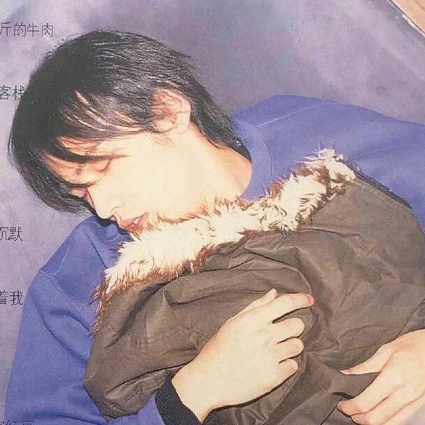 肩胛骨