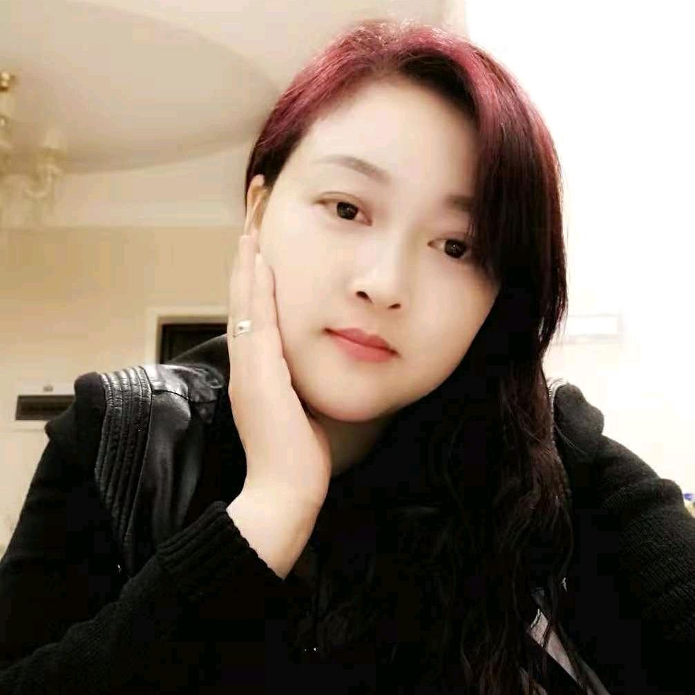 梅姐羽绒服专业订做