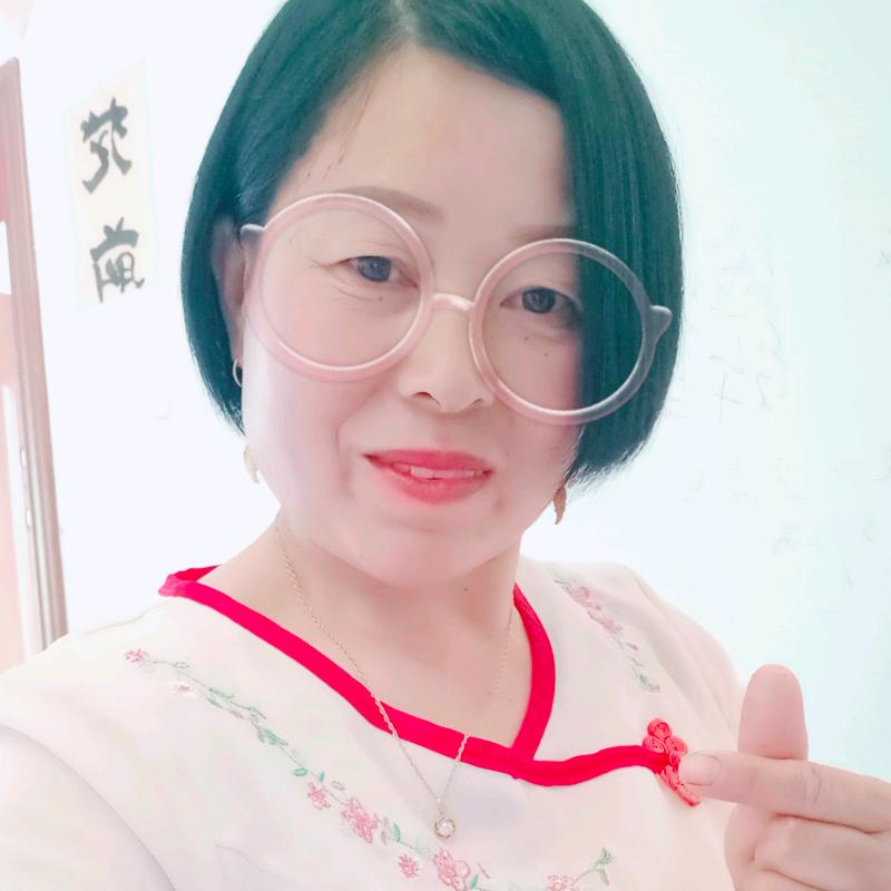 七0后的香香《关赞必回》