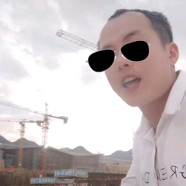 👧👗开州华哥👧👗