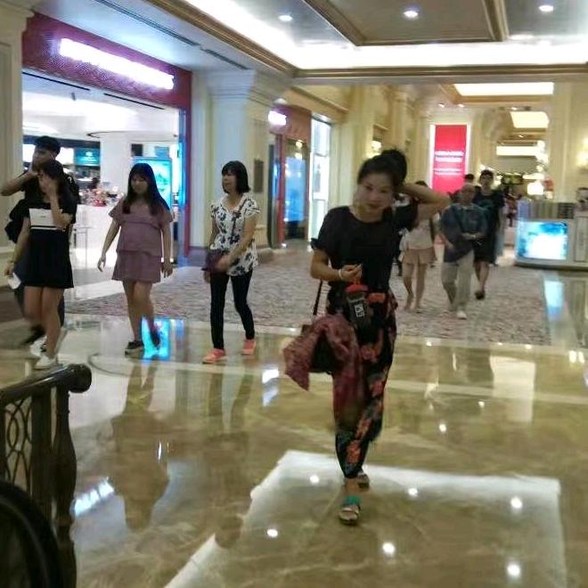 阳光女人
