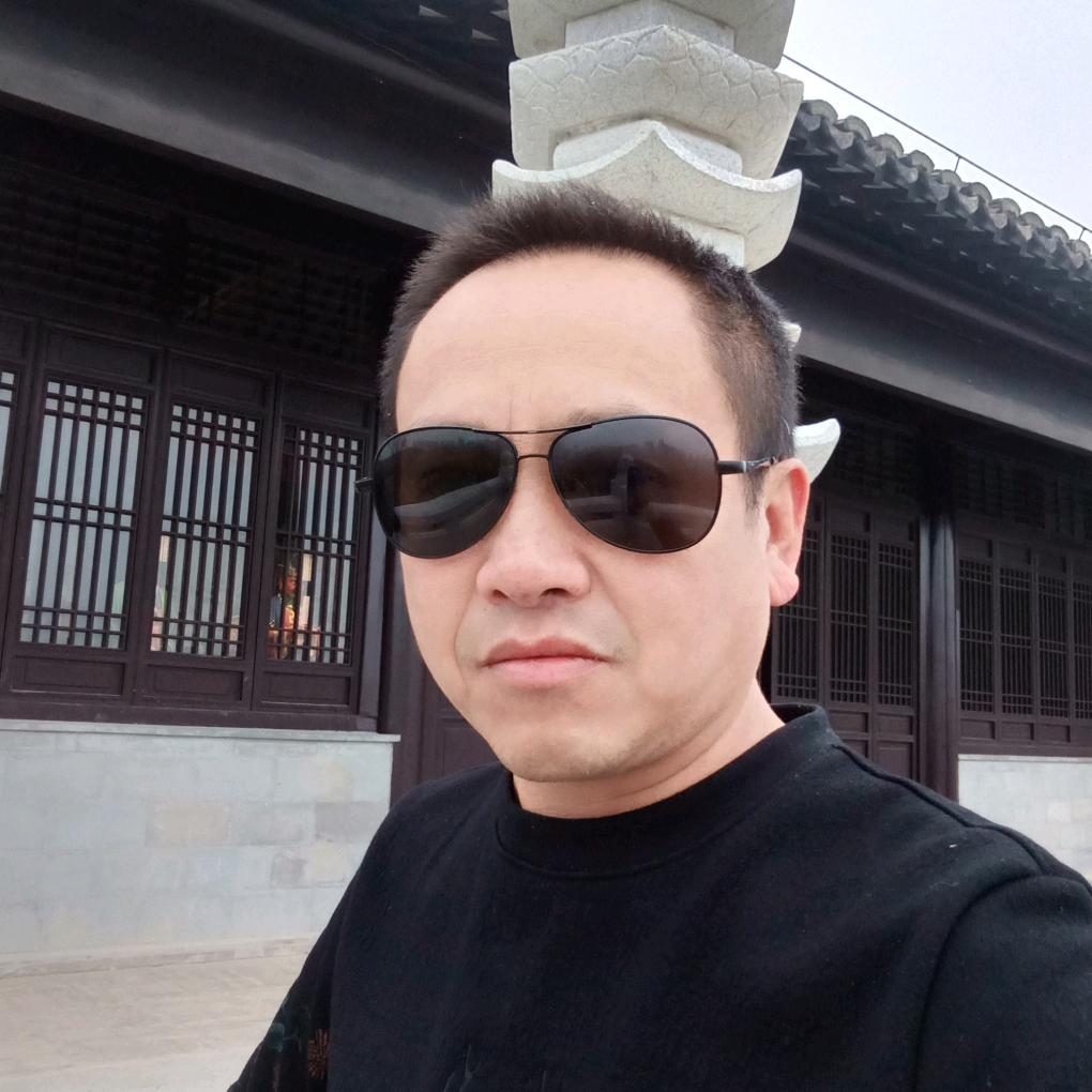 大明水产经营种虾，虾苗，成品虾等水产品