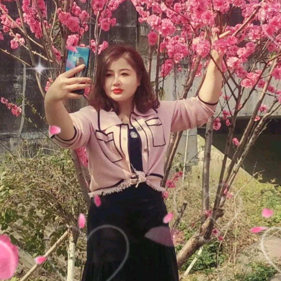李英英