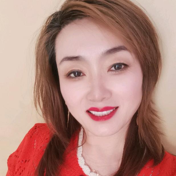 沙漠丽人