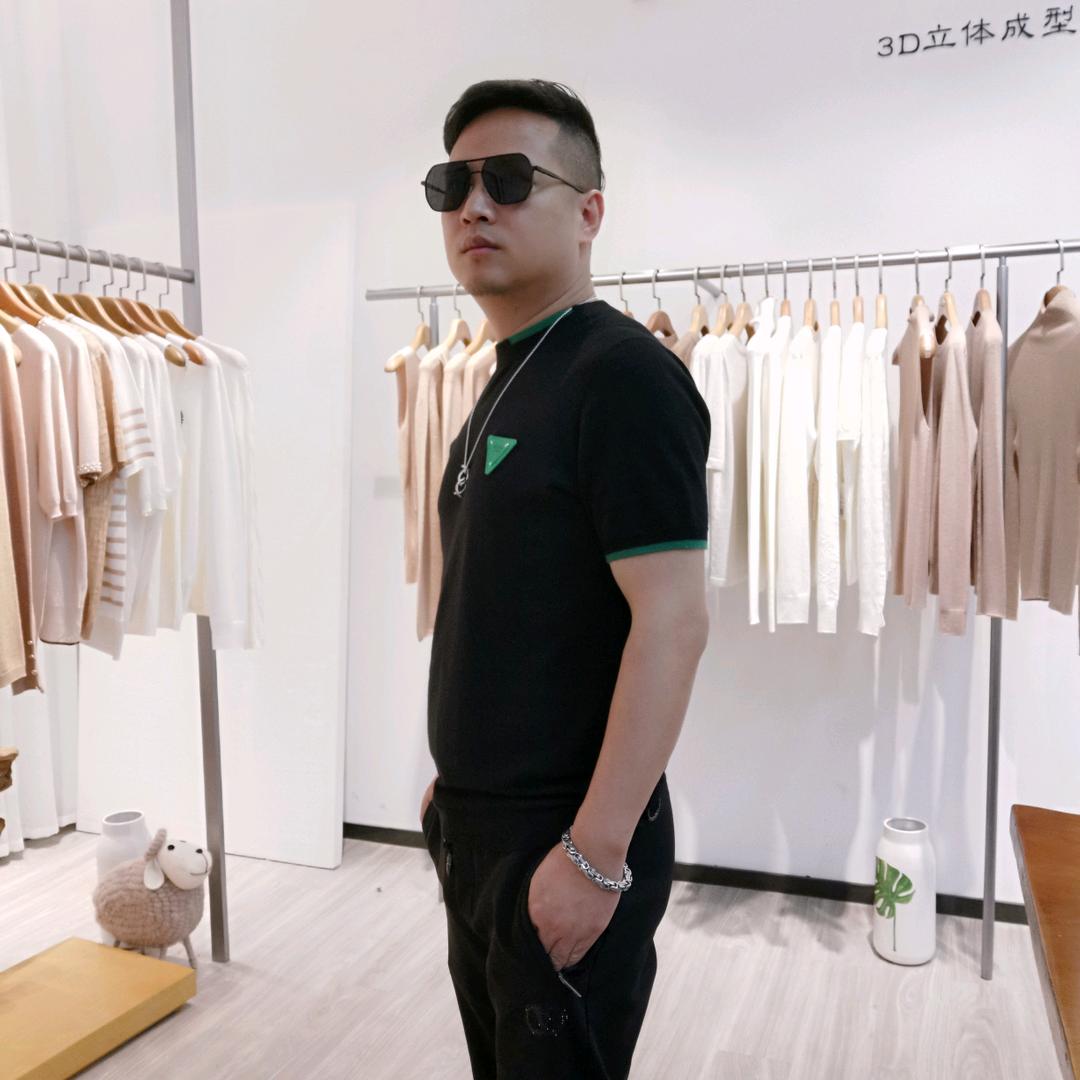 桐乡市恒景时装有限公司