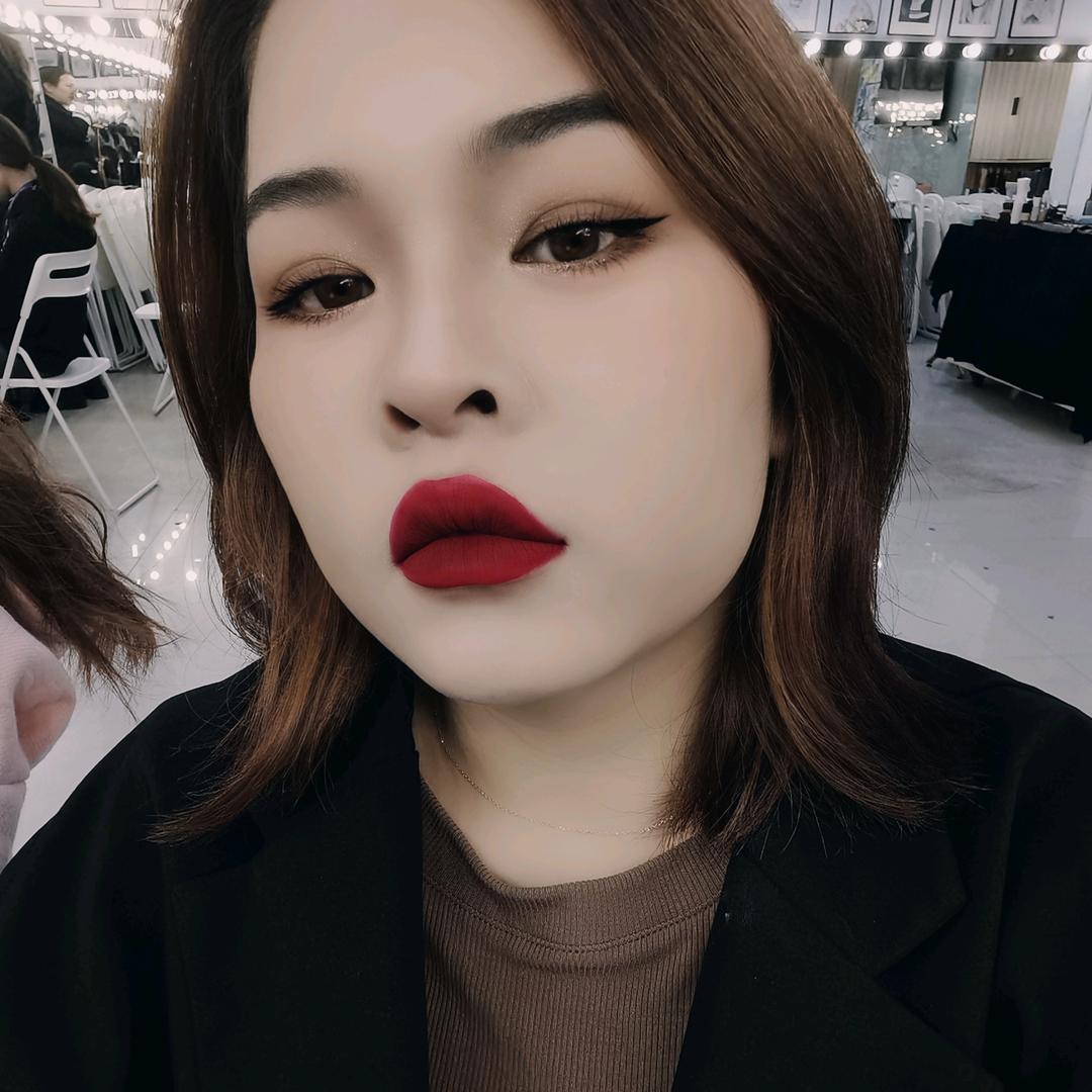 左左