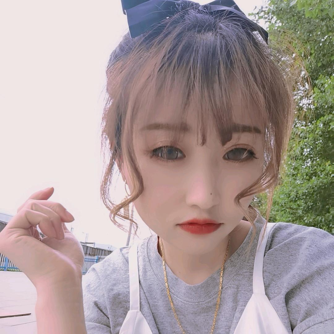 ୧⍤⃝🍒 方小小
