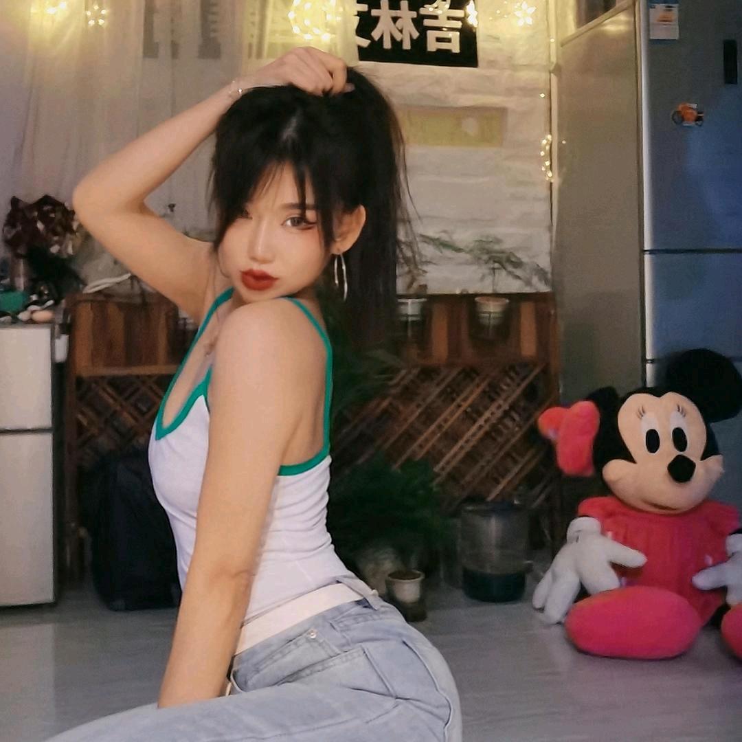 悦悦老师-AiSi 舞蹈