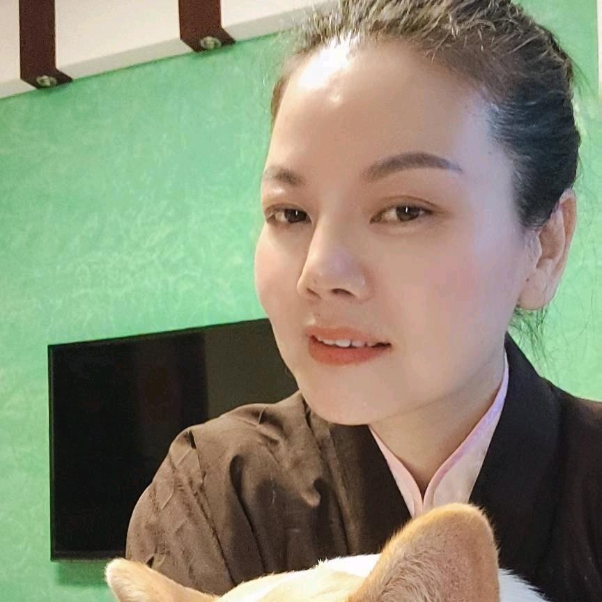 雷九莲