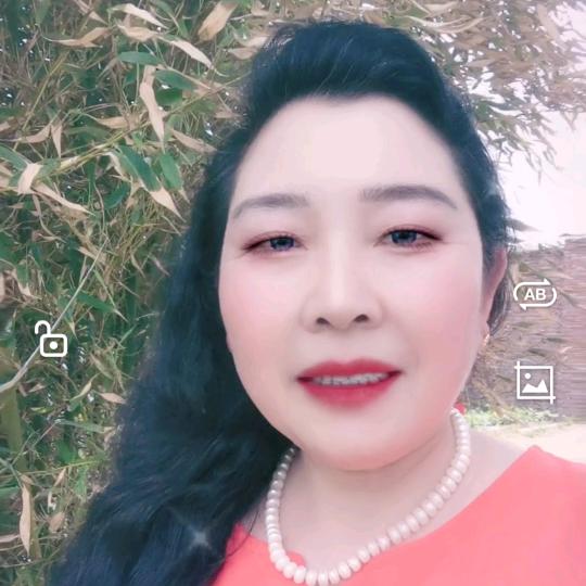 天诚姐（晚上7点50直播）