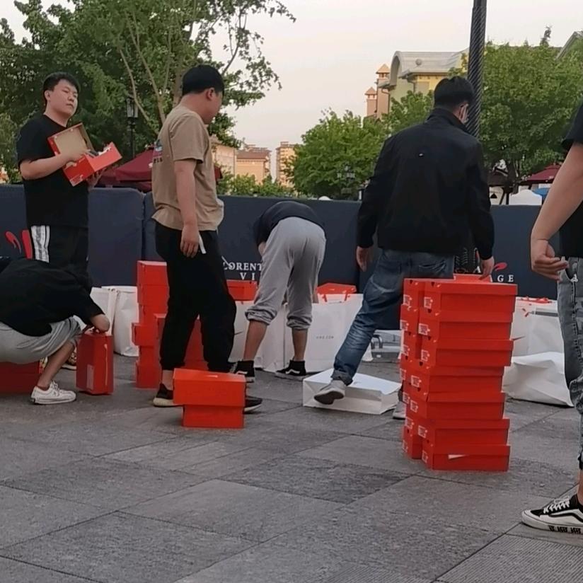 搬砖小弟