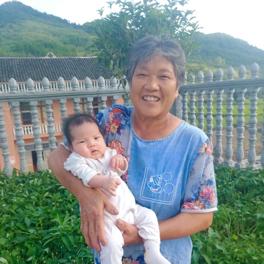 刘妹云