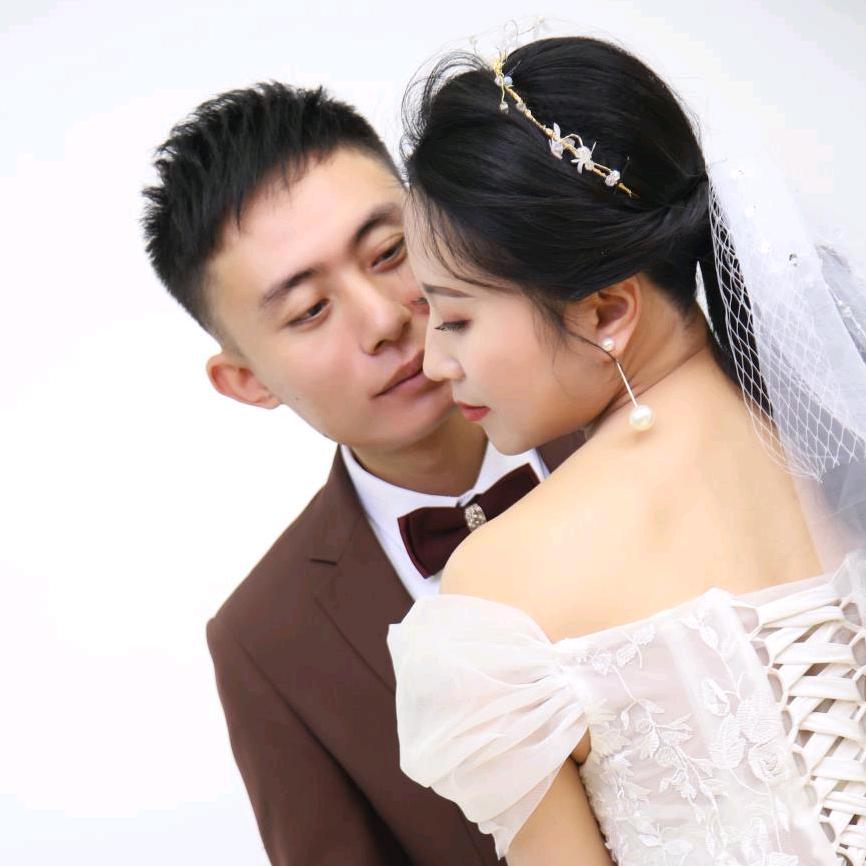 做装修和卖家电的搬砖人