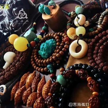 小嘴巴涂涂
