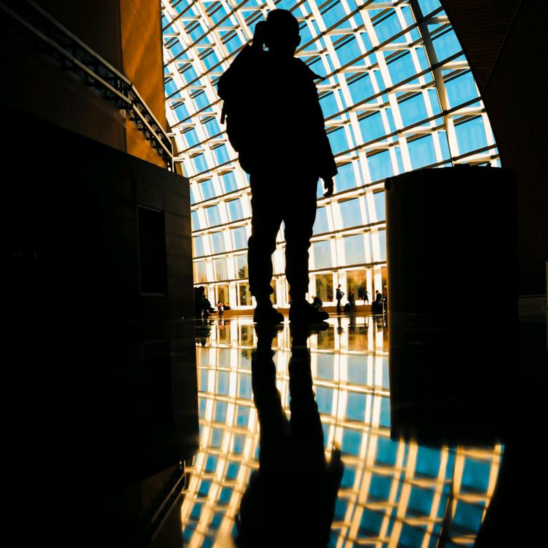 Mr.Zhou在拍照📸
